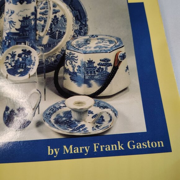Blue Willow China Value Guide Lot 2 Books Mary Frank Gaston 2nd 3rd Edition - Picture 8 of 16